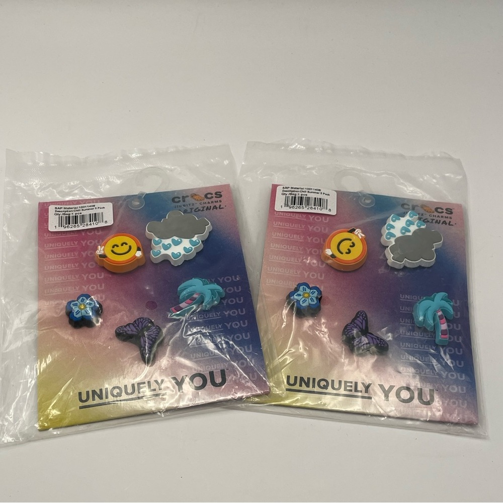 Crocs Summer Jibbitz Charms NEW 2 packs Sun Peace Palm Tree Butterfly Flower